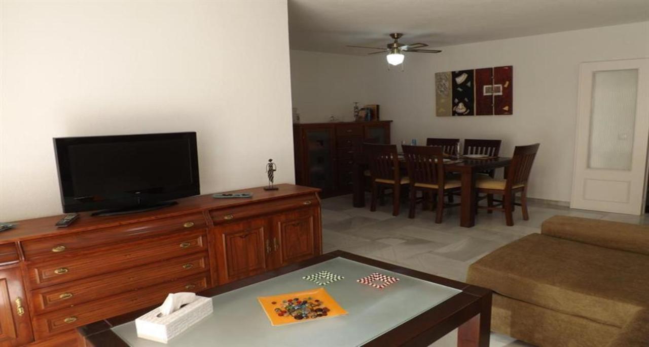 Apartment - 2 Bedrooms With Pool And Wifi - 04229 Fuengirola Esterno foto